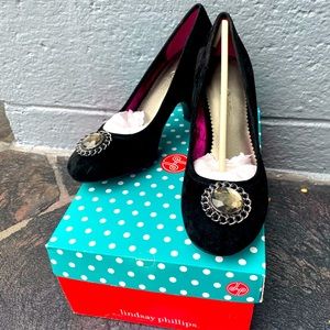 Black Suede Lindsay-Phillips pin-up heel SZ 9 #MINT
